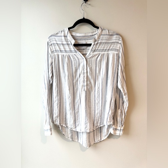 Rails Metallic Chico Linen Blend Button Down - Picture 2 of 4